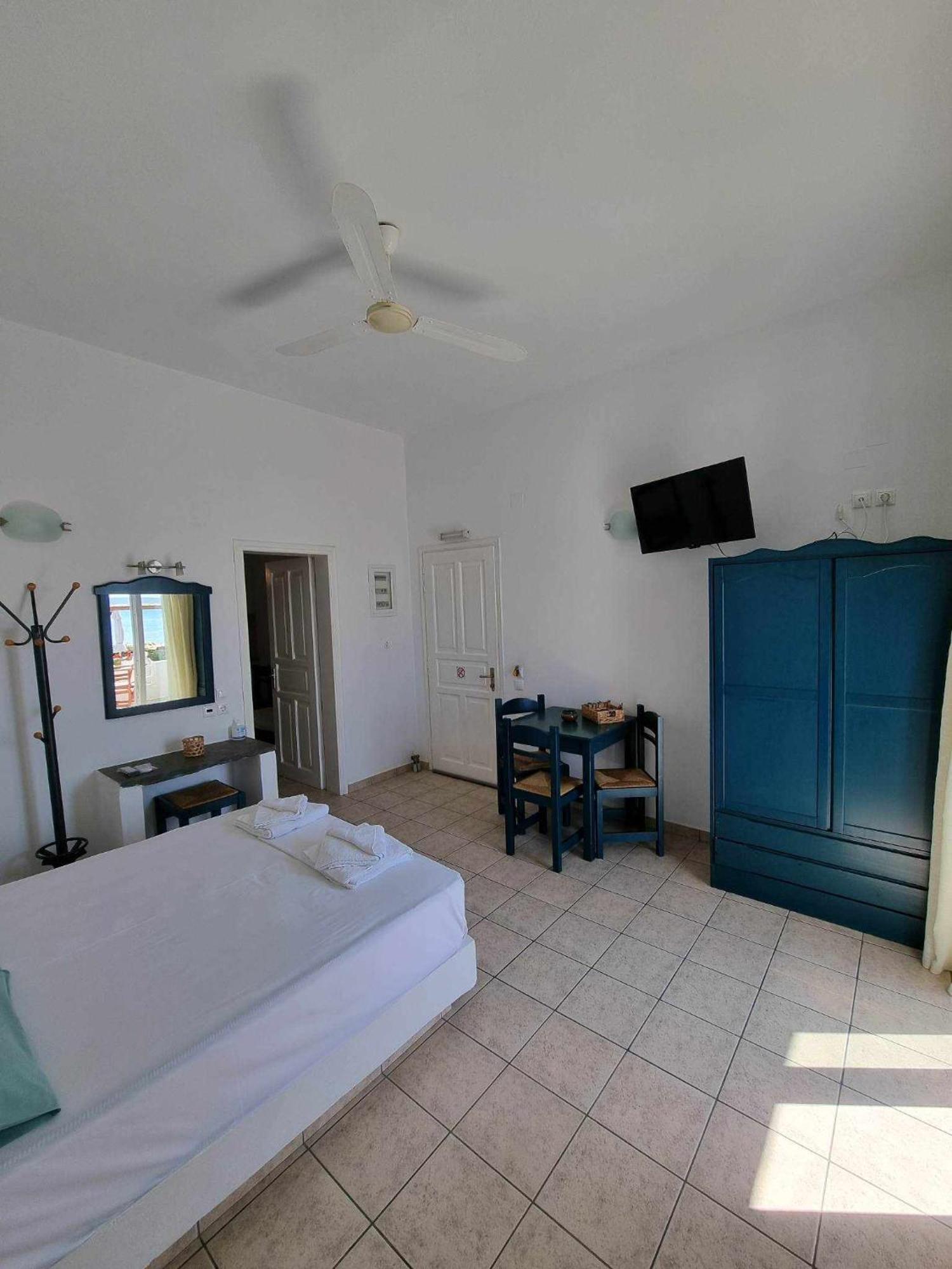 Studios Margarita Platis Gialos  Экстерьер фото